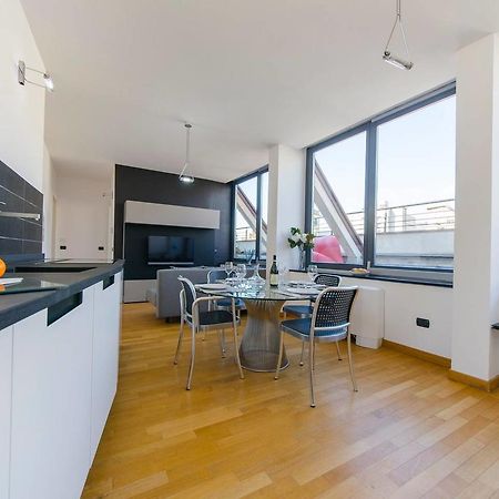 Altido Modern Flat Next To Acquario Apartment Genoa Exterior photo